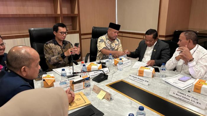 Rapidin tandatangani nota padang halaban