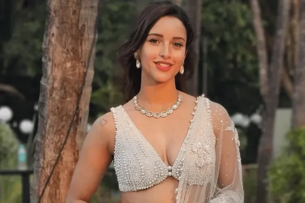 सौरव गांगुलीच्या बायोपिकसाठी रिलीज डेट आणि डोना गांगुलीची कास्टिंग निश्चित झाली आहे.