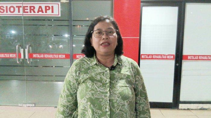 Wakil Ketua LPSK, Susilaningtias saat memberikan keterangan di RS Polri Kramat Jati, Jakarta Timur, Sabtu (14/6/2025).  