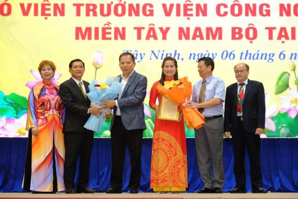 hàng giả - Ảnh 2.