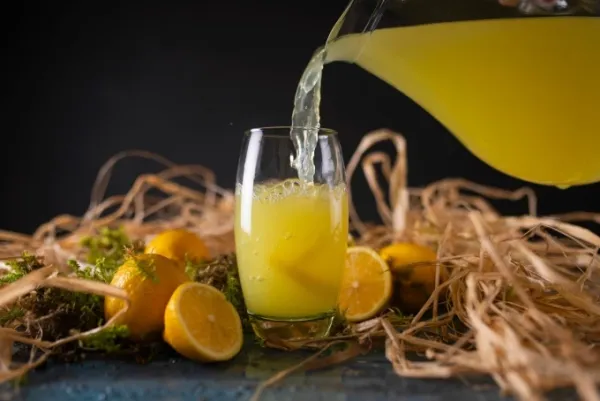 A glass of lemon water. Photo by Pexels