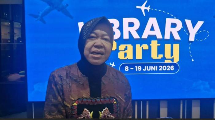 KENANG PROF JOHAN - Mantan Wali Kota Surabaya, Tri Rismaharini saat diwawancarai SURYA.co.id di Kampus ITS, Surabaya, Senin (8/6/2026). Risma mengenang Prof Johan Silas sebagai sosok guru yang memiliki cara pandang jauh melampaui zamannya.