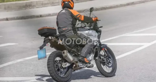 ktm-490-adv-rear