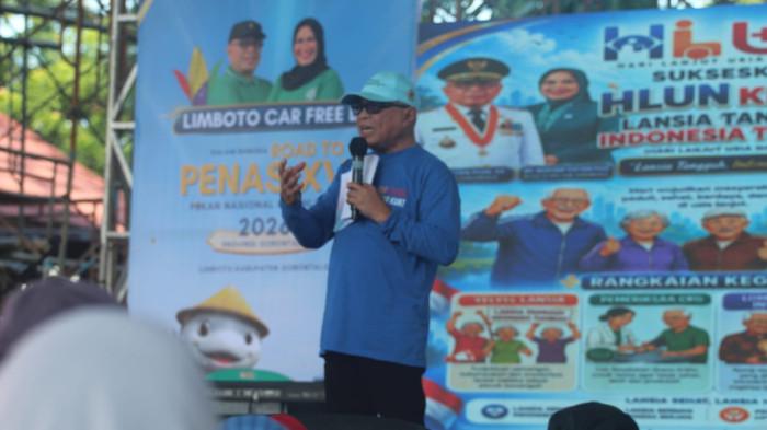 CAR FREE DAY -- Bupati Gorontalo, Sofyan Puhi saat memberikan sambutan di agenda Car Free Day, Minggu (7/6/2026). Pemkab menggelar Car Free Day 