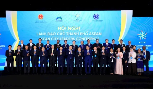 Hà Nội - Ảnh 1.