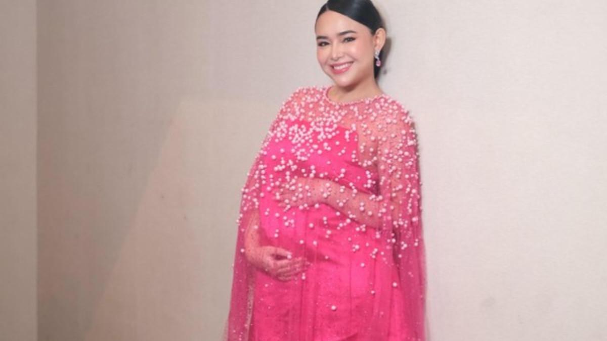 Alasan Kenny Austin dan Amanda Manopo memilih anak mereka lahir di tanggal cantik 6-6-2026.