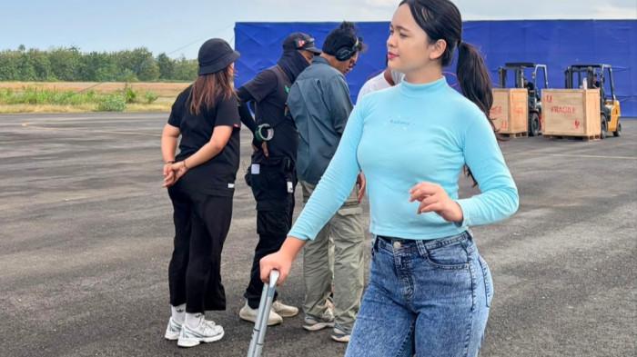 CEWEK MANADO - Serina Tambuwun. Kini ia tengah menjalani Sekolah Penerbangan Sulawesi Flight Manado di Yogyakarta untuk mengambil program Diploma III (D3) Penerbangan.