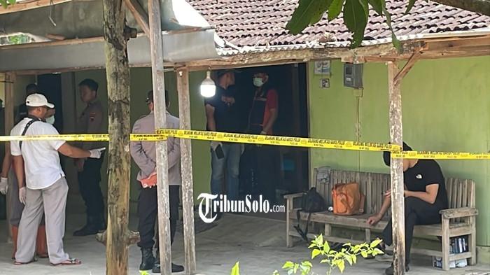 OLAH TKP - Kepolisian Resor (Polres) Sragen kembali melakukan olah tempat kejadian perkara (TKP) di lokasi penemuan jasad Bilqis, bocah perempuan berusia 11 tahun, di Desa Dawung, Kecamatan Jenar, Kabupaten Sragen, Sabtu (6/6/2026).