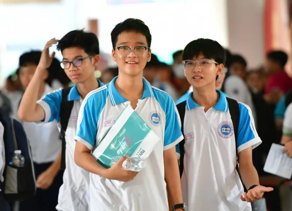 Trường phổ thông Năng khiếu - Ảnh 1.