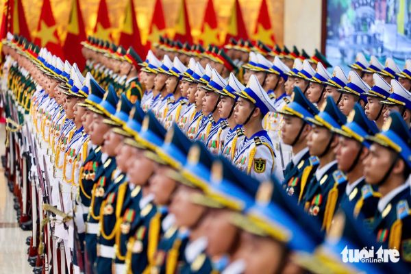 Thủ tướng Lê Minh Hưng - Ảnh 4.