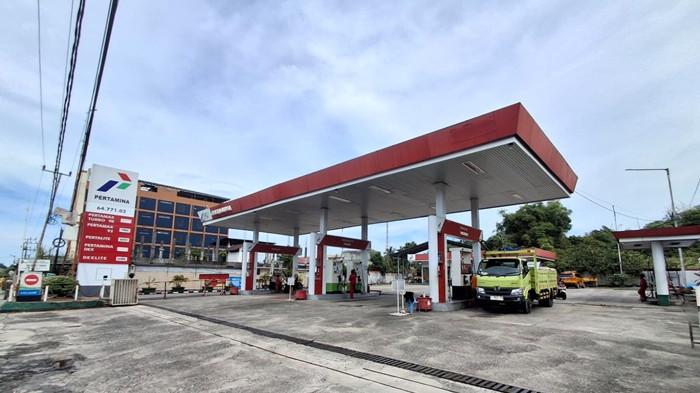 KENAIKAN HARGA PERTAMAX - Pantauan hari pertama pasca kenaikan harga Pertamax di SPBU Gunung Lingkas belum terjadi antrean yang beralih ke pertalite, di pagi hari hingga pukul 10.00 WITA, Kamis (10/9/2026). TRIBUNKALTARA.COM/ANDI PAUSIAH