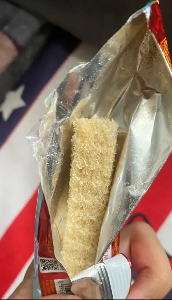 Viral! Beli Beng Beng, Netizen Ini Dapat Wafer Polos Tanpa Cokelat