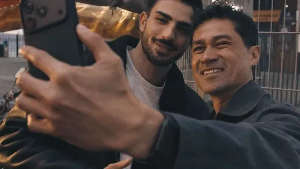 Kios Penjual Jagung Ganteng Jadi Destinasi Wisata di Turki, Pembelinya Antre! Kios Penjual Jagung Ganteng Jadi Destinasi Wisata di Turki, Pembelinya Antre!