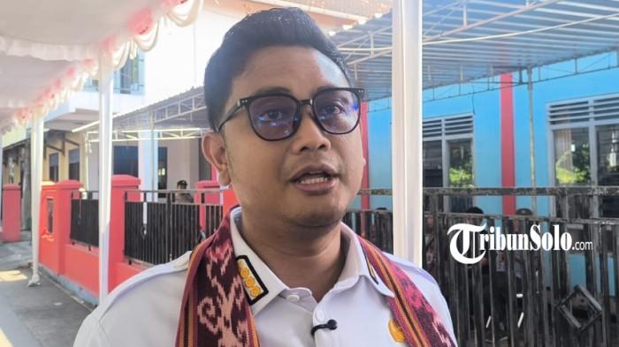 Bupati Klaten, Hamenang Wajar Ismoyo ditemui usai kunjungan kerja program Sambung Rasa di Desa Ceporan, Kecamatan Gantiwarno, Klaten.