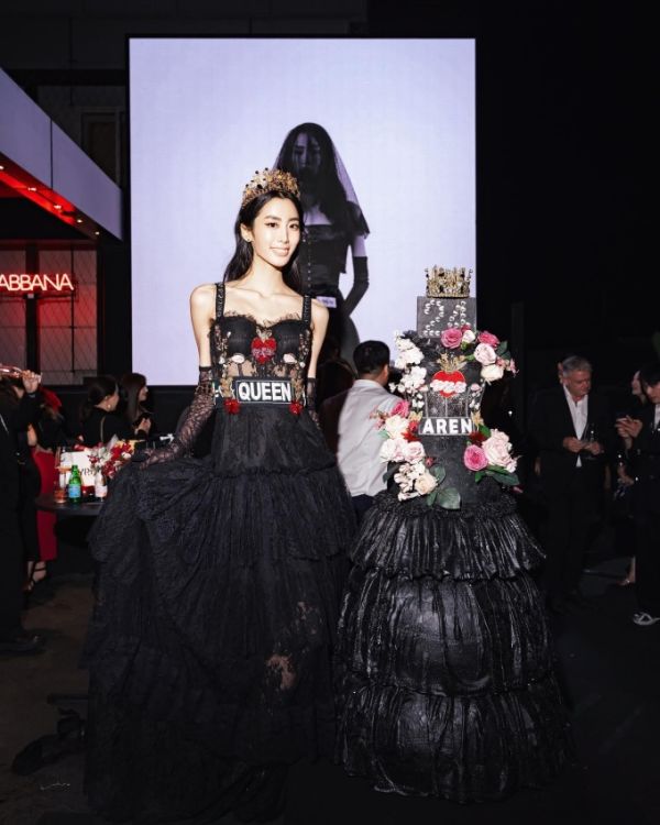 Yoo once showcased her privileged standing in the world of luxury fashion by hosting her 24th birthday celebration at a Dolce & Gabbana boutique in Seoul.