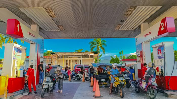 KENAIKAN BBM -- Suasana antrean di SPBU Andalas Kota Gorontalo, Rabu (10/6/2026). (Sumber Foto: TribunGorontalo.com/Jefri Potabuga)
