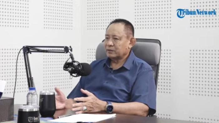 TRIBUN PODCAST -- Gubernur Gorontalo, Gusnar Ismail hadir dalam program siniar Tribun Podcast, Rabu malam (22/4/2026). Program ini dipandu oleh Content Manager, Aldi Ponge.