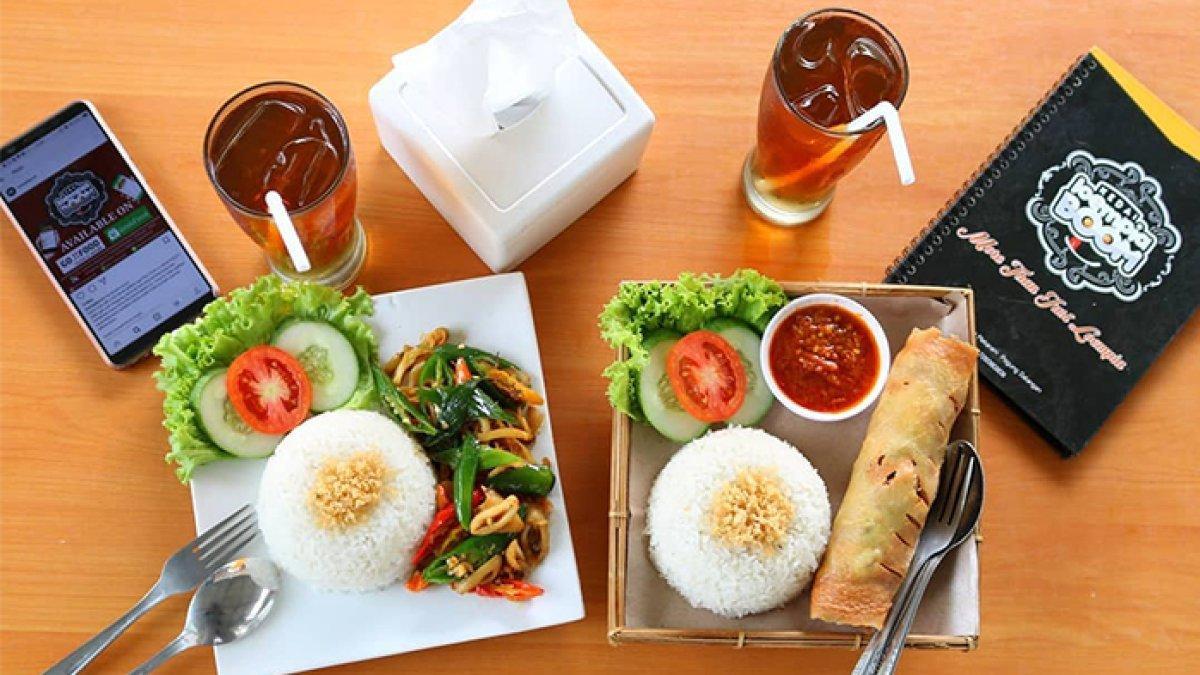 KULINER PURWOKERTO - Loempia Bom.