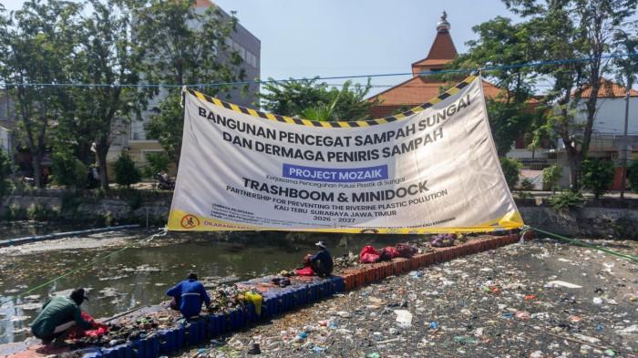 Surabaya dipilih sebagai kota pertama pelaksanaan program