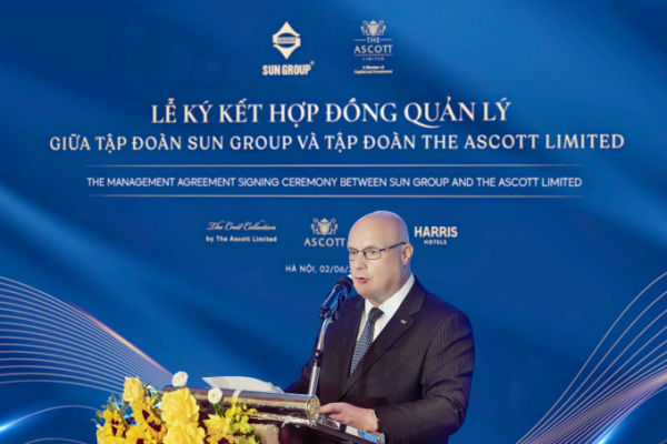 David Cumming, Regional General Manager Indochina, The Ascott Limited speaking at the event. Photo courtesy of Sun Group