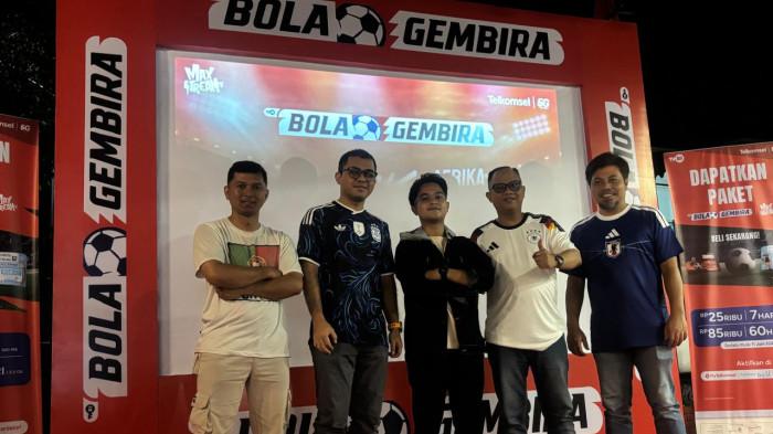 GELAR NOBAR - Telkomsel gelar nobar2973