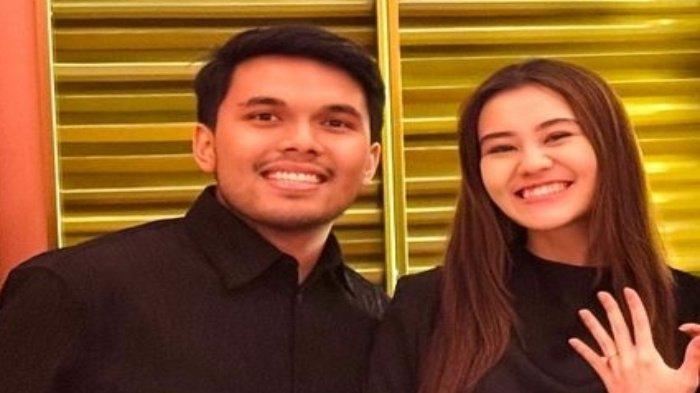 Thariq Halilintar dan Aaliyah Massaid (kanan). Tujuan Thariq Halilintar Disebut Orang Tuanya 2 Bulan Sudah Haji, Nggak Main-main