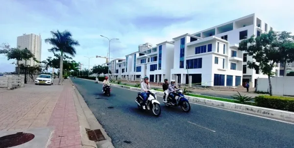 Khánh Hòa yêu cầu khắc phục tình trạng chuyển đơn khiếu nại, tố cáo không đúng thẩm quyền - Ảnh 1.