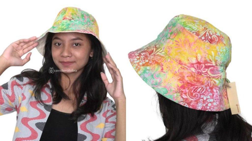 Bucket Hat Bolak-Balik Warna Kuning Mix Hijau dan Pink