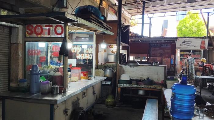 PEDAGANG- Penampakan lapak pedagang soto di kawasan Pasar Raya Padang, Kecamatan Padang Barat, Kota Padang, Jumat (12/6/2026) siang.
