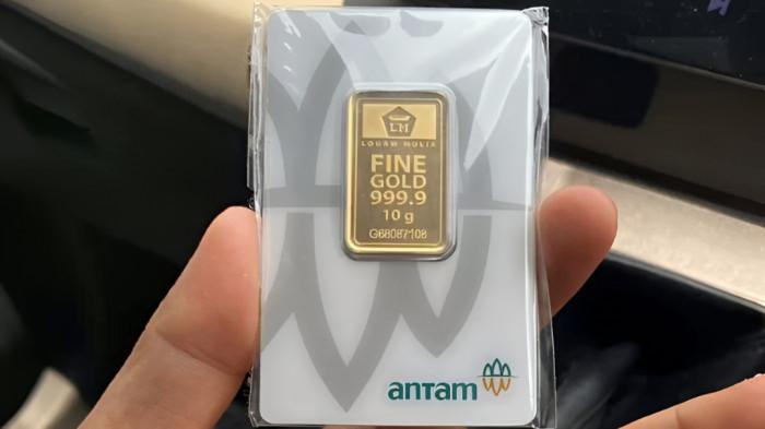 NAIK TIPIS- Harga emas Antam 12 Juni 2026 naik tipis dibanding hari sebelumnya. Kini harga emas Antam naik Rp 20.000 per gram.