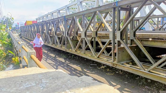 jembatan sasak geulis Jembatan Dayeuhkolo