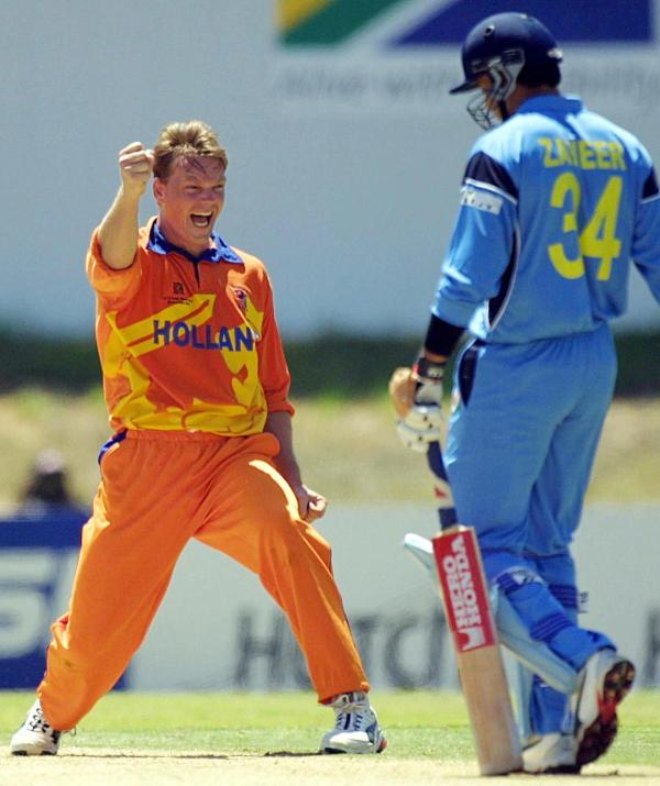 De Leede’s uncle Tim seen celebrating after taking the last Indian wicket of Zaheer Khan during the 2003 World Cup. De Leede’s uncle Tim seen celebrating after taking the last Indian wicket of Zaheer Khan during the 2003 World Cup.