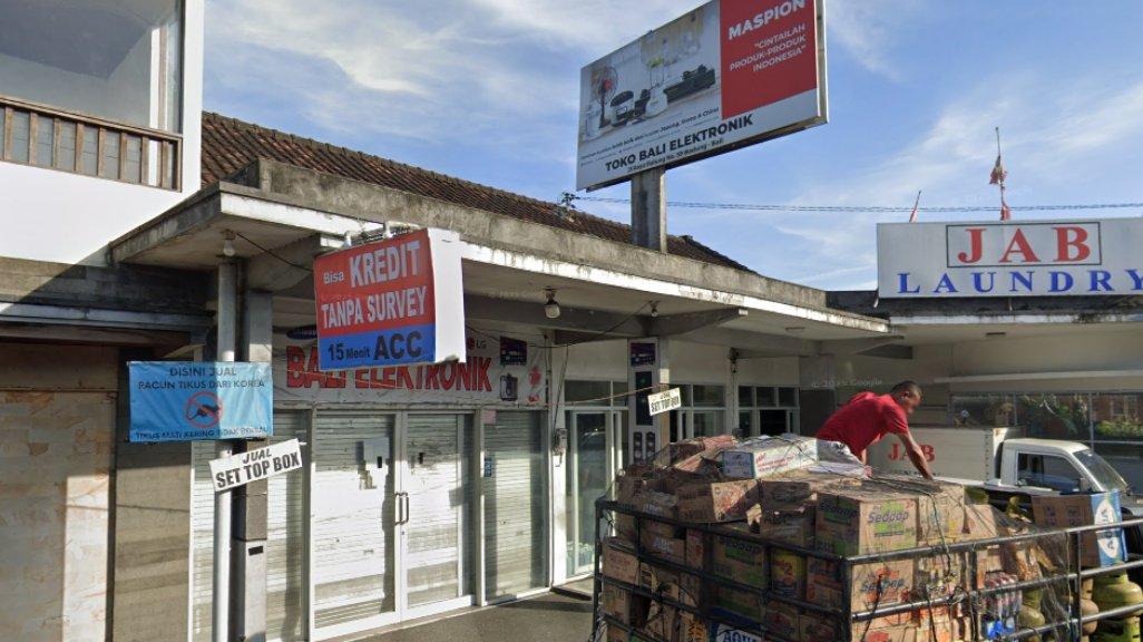 Foto Toko Bali Elektronik 1 di Jl. Raya Dalung BR KAJA No.59, Dalung, Kecamatan Kuta Utara, Kabupaten Badung, Bali 80363,  yang diambil Google Maps pada Juni 2025.