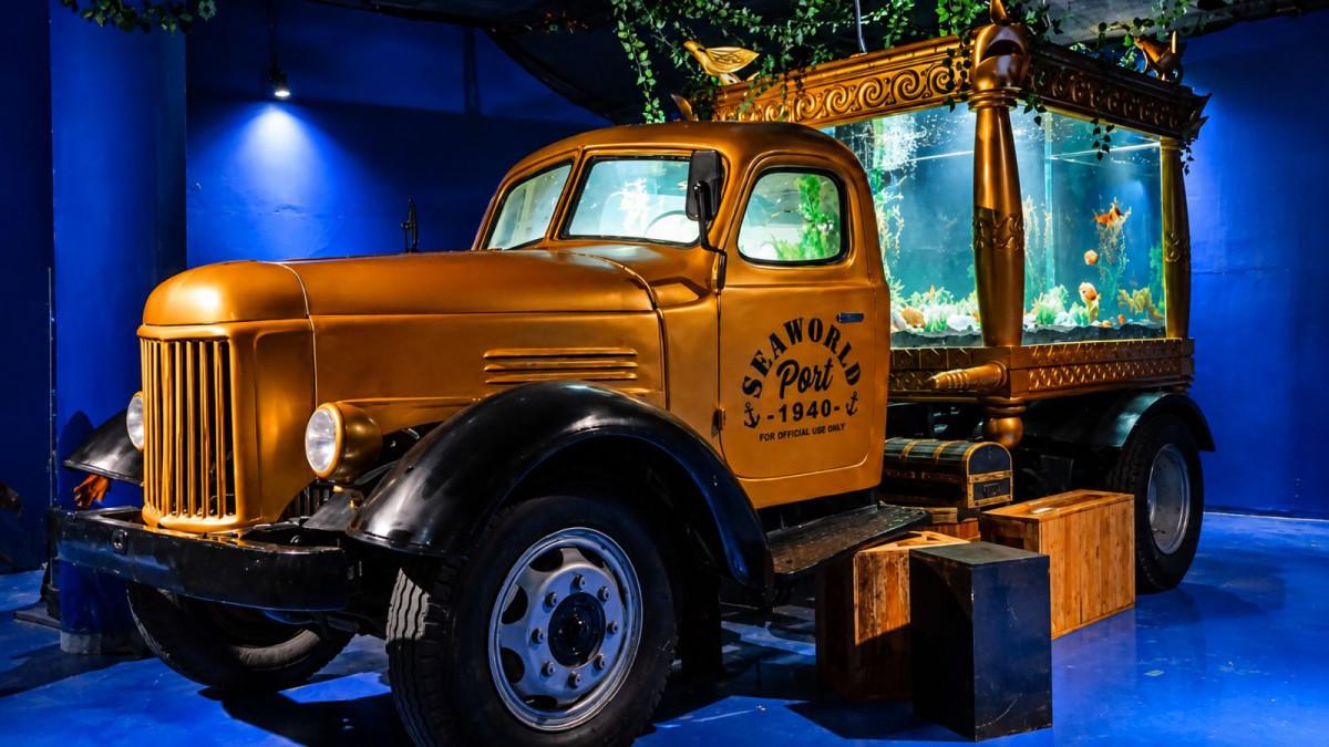 TRUCK AQUAIUM - di Sea World Ancol Jakarta.