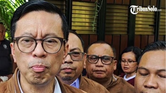 SIDANG IJAZAH - Ketua Umum Relawan Militan Gibran Nusantara Andi Azwan, saat ditemui usai bertemu Jokowi di kediaman Sumber, Banjarsari, Solo, Senin (15/6/2026). Ia mengungkapkan pekan ini pelimpahan berkas kasus fitnah ijazah Jokowi akan segera dilakukan.