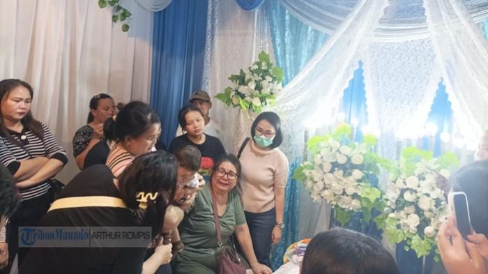 rumah duka Perumahan Taman Sari Metropolitan Manado, atas meninggalnya Prily Somba