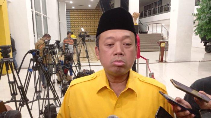 NUSRON WAHID - Sekretaris Tim Kampanye Nasional (TKN) Prabowo-Gibran, Nusron Wahid usai rapat perdana TKN di DPP Golkar, Kamis (9/11/2023) malam.