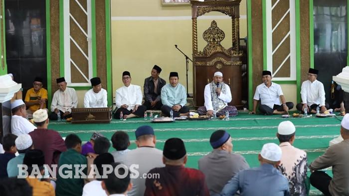 TABLIGH AKBAR -- Wali Kota Pangkalpinang, Saparudin, saat menghadiri Tabligh Akbar dalam rangka peringatan 1 Muharram 1448 Hijriah di Masjid Istiqrob, Kelurahan Jerambah Gantung, Pangkalpinang, Selasa (16/6/2026).