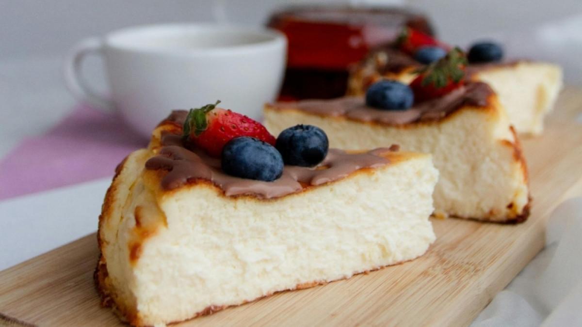KULINER KLATEN - Ilustrasi cheesecake, dessert viral kekinian yang cocok dinikmati saat nongkrong.