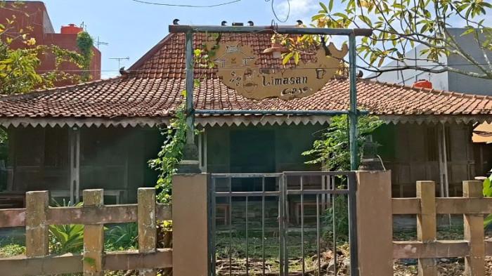 Limasan Cafe