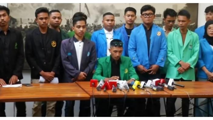 BEM Fakultas Bersatu saat Konferensi Pers