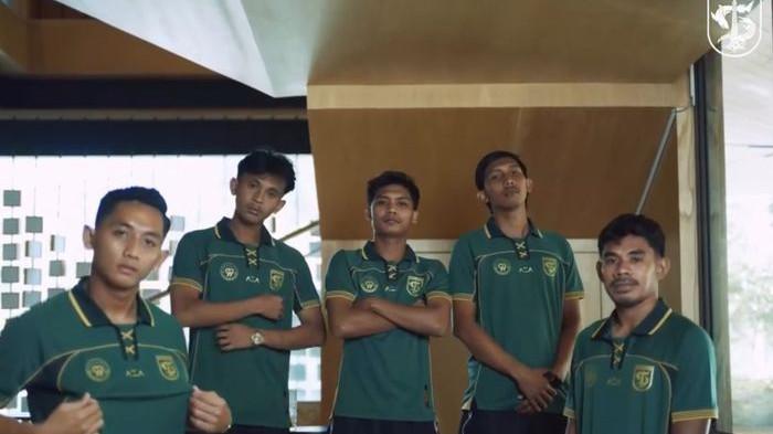 Persebaya resmi memperkenalkan lima rekrutan anyar pemain lokal dari Reza Arya hingga Yusuf Meilana untuk kompetisi musim depan.