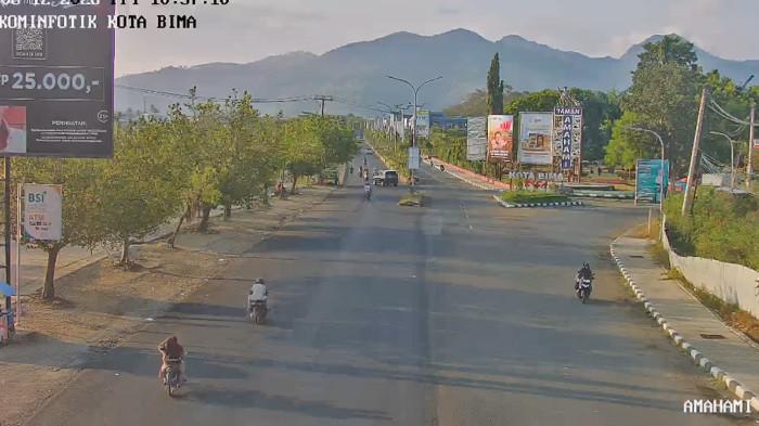 KONDISI AMAHAMI BIMA - Tangkap layar CCTV yang memperlihatkan kawasan Amahami, Kota Bima, Nusa Tenggara Barat (NTB) yang diambil pada hari Jumat 12 Juni 2026 pukul 16.50 WITA.