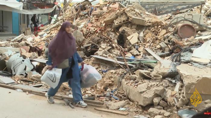 KERUSAKAN DI LEBANON - Tangkap layar YouTube AlJazeera Arabic 19 April 2026 memperlihatkan warga Lebanon kembali ke rumah mereka setelah gencatan senjata.