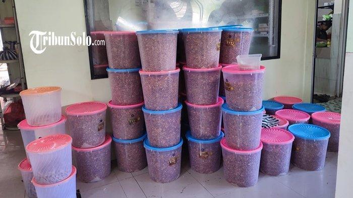 UMKM SOLO RAYA - Produk bawang goreng siap kemas di Bramgor Putri Mangu di Madegondo, Grogol, Sukoharjo, pada Jumat (1/5/2026). Begini perjalanan inspiratif Bramgor Putri Mangu hingga bisa tembus pasar dunia.