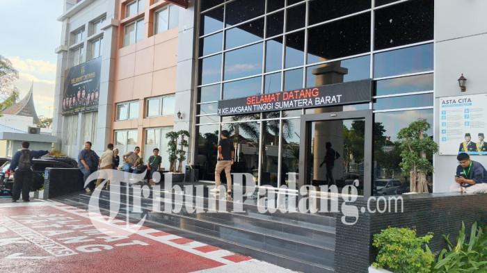 kasus korupsi di sumbar BSN kejati sumbar 18/6/2026 2