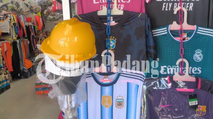 pedagang baju jersey timnas piala dunia 2 18/6/2026