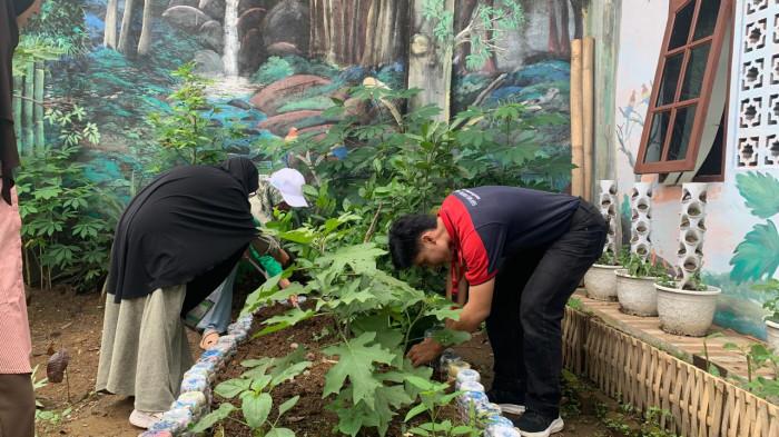 Alfamidi Medan Lanjutkan Aksi Hijau