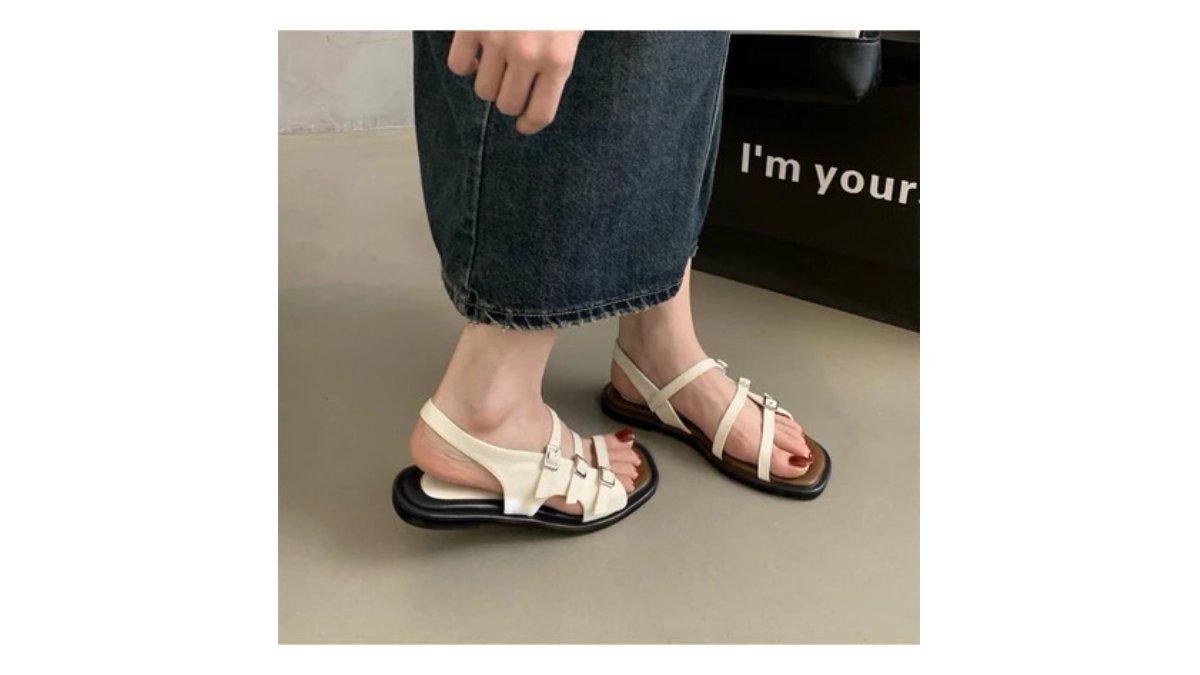 Ilustrasi rekomendasi sandal wanita simpel - Zunada Alfie Sandal