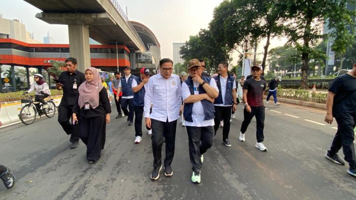 PERESMIAN HR RASUNA SAID - Gubernur DKI Jakarta, Pramono Anung dan Ketua Komisi Pemberantasan Korupsi (KPK), Setyo Budiyanto meninjau menyusuri koridor Jalan Rasuna Said, Setiabudi, Jakarta Selatan pada Minggu (21/6/2026) pagi. Sebelumnya jalan tersebut dipenuhi tiang monorel mangkrak, kini kawasan tersebut tampak lebih lapang setelah 109 tiang monorel dibongkar dan area jalan ditata ulang.